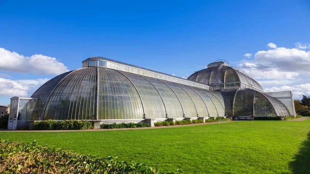 Popular attractions in London England, Kew Gardens