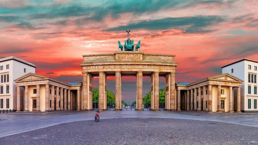 Tourist places in Berlin Germany, Brandenburg Gate