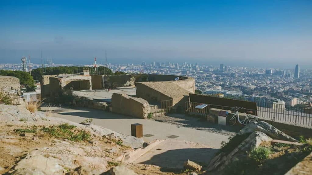 Tourist attractions in Barcelona Spain, Bunkers del carmel