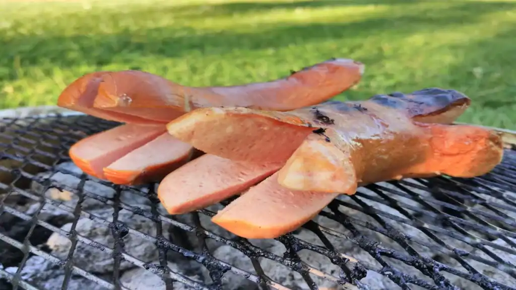 Traditional Swiss cuisine, Cervelat