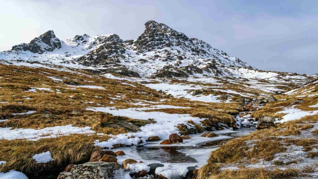 Does Scotland have mountains, Glasgow