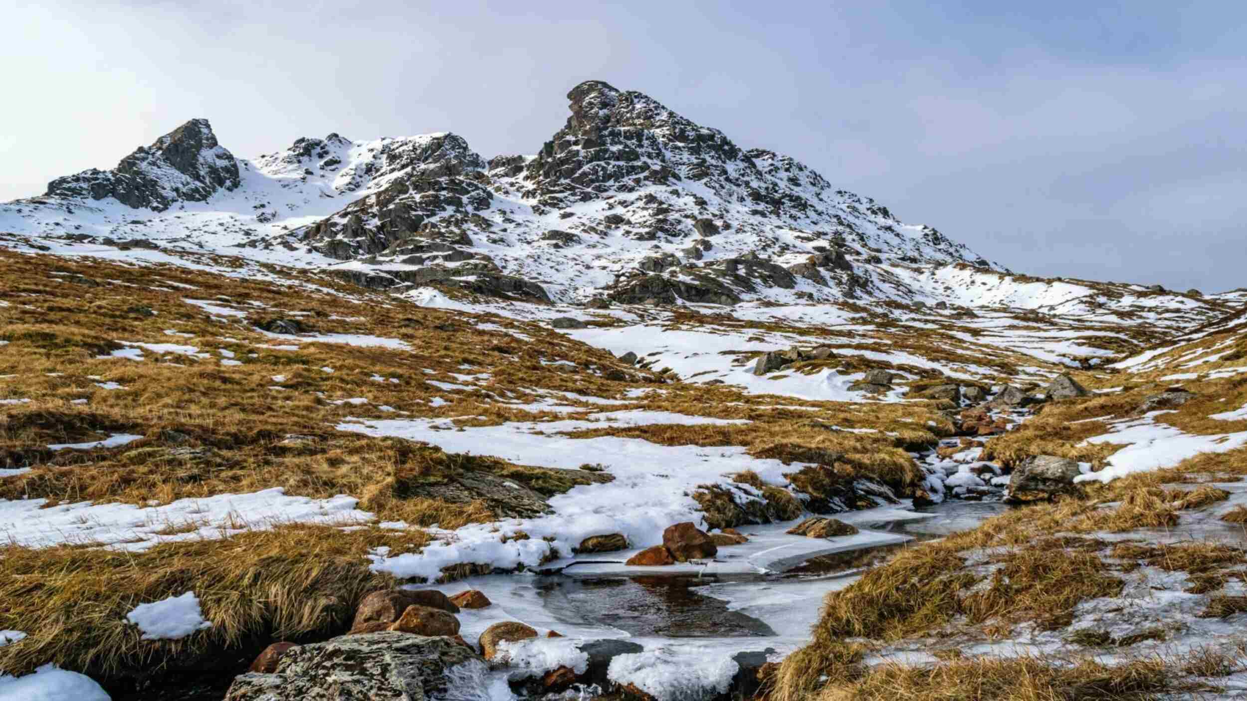 Does Scotland have mountains, Glasgow