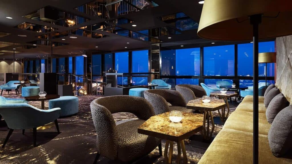 Poland nightlife, Panorama Sky Bar