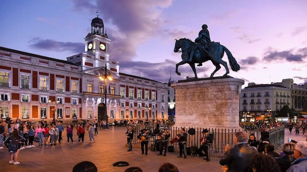 Sightseeing in Madrid Spain, Puerta del Sol