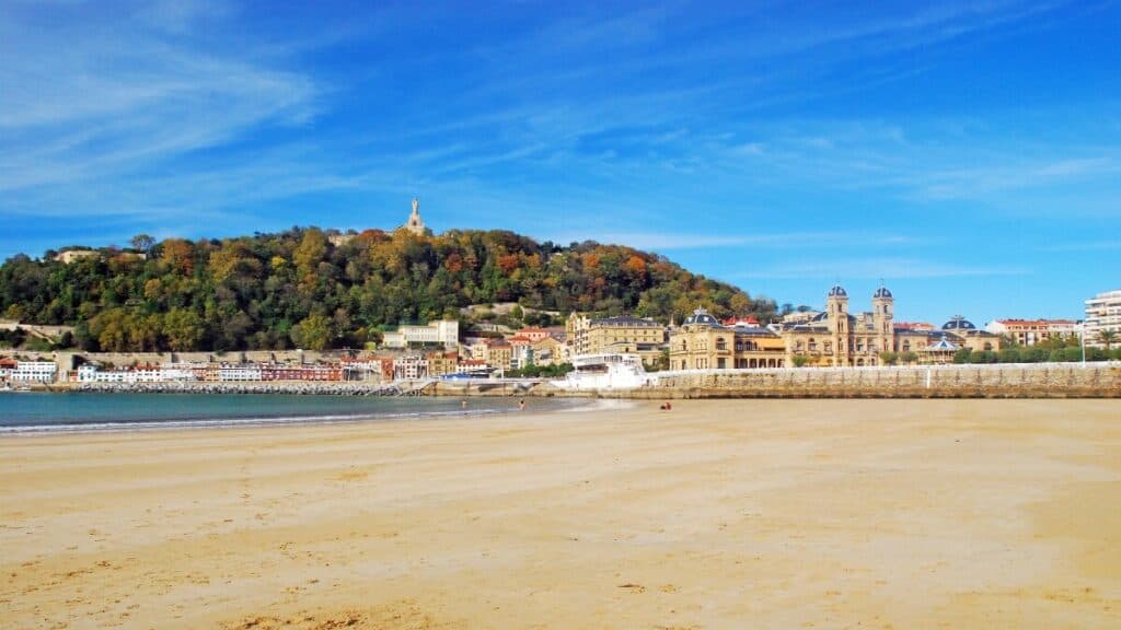 Attractions in San Sebastian Spain, Concha beach