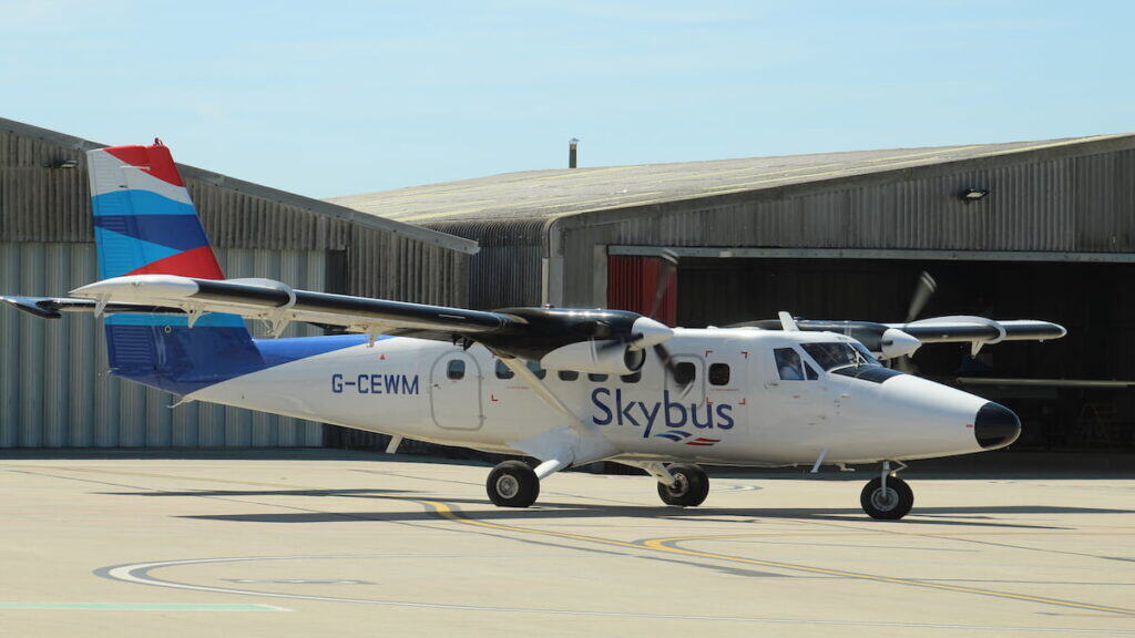Scilly Islands Cornwall, Scilly Skybus