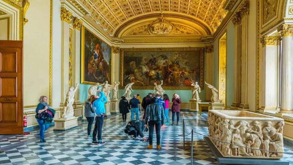 Must see places in Florence Italy, Uffizi Gallery