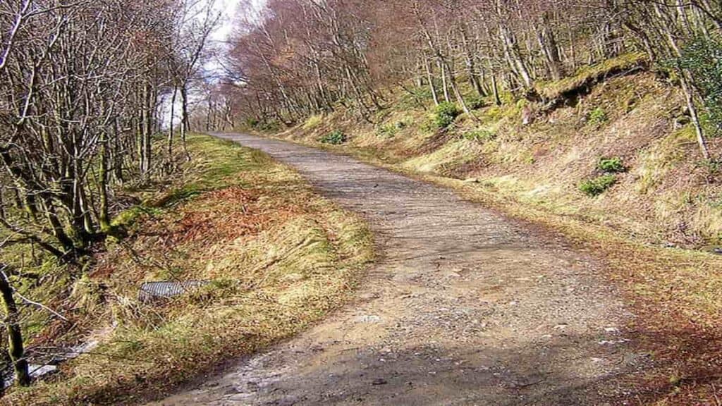 Does Scotland have mountains, West Highland Way trail