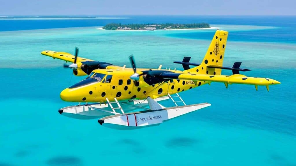 Maldivian Seaplanes, Yellow aircraft