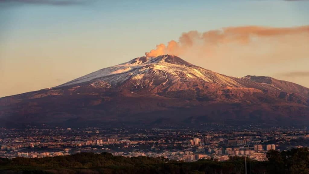 Towns and cities in Sicily, Etna volcano