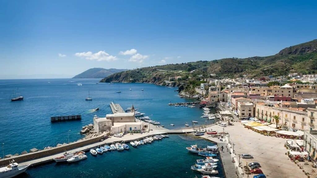 Towns and cities in Sicily, Lipari