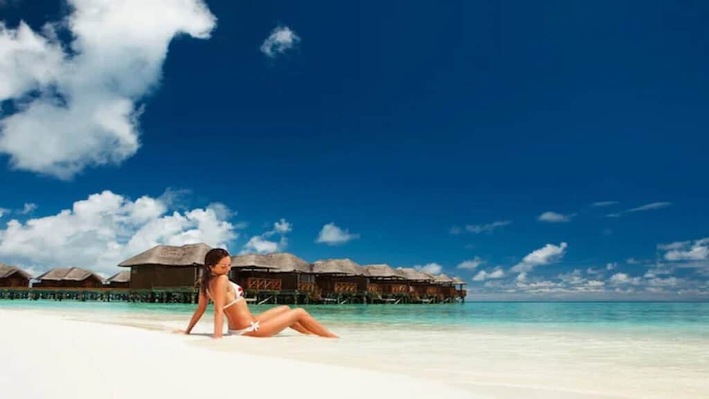 Maldives vacation cost, relaxation