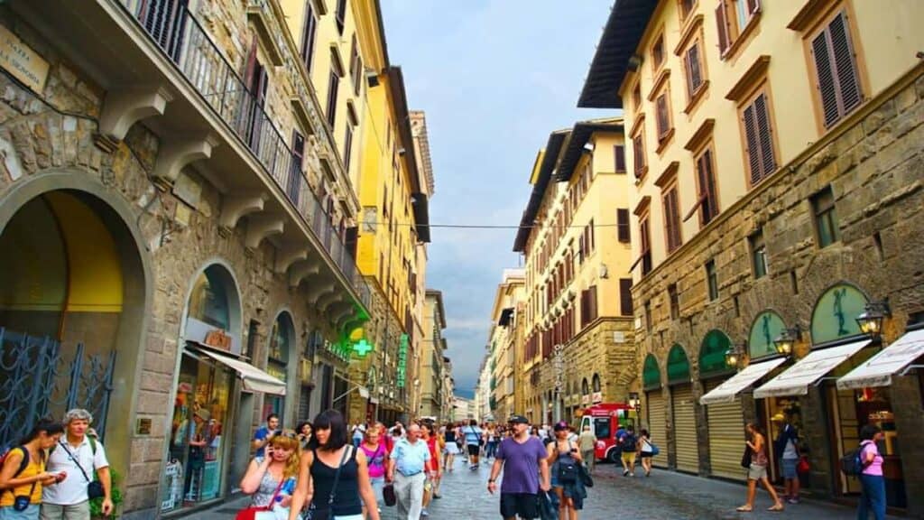 Must see places in Florence Italy, walking