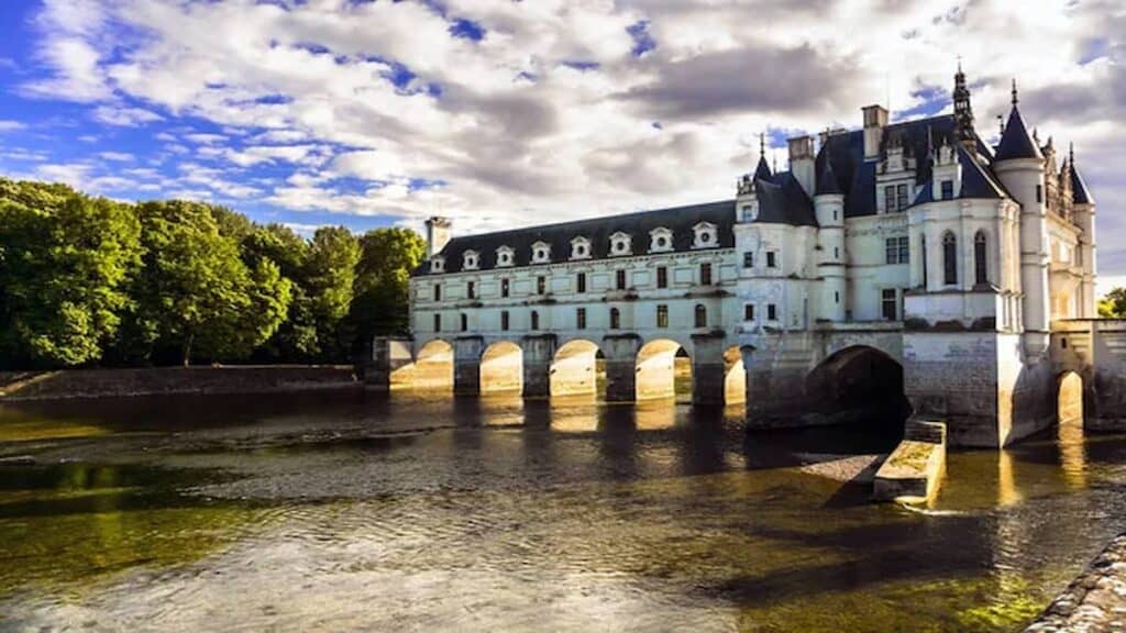 Prettiest places in France, Chรขteau de Chenonceau