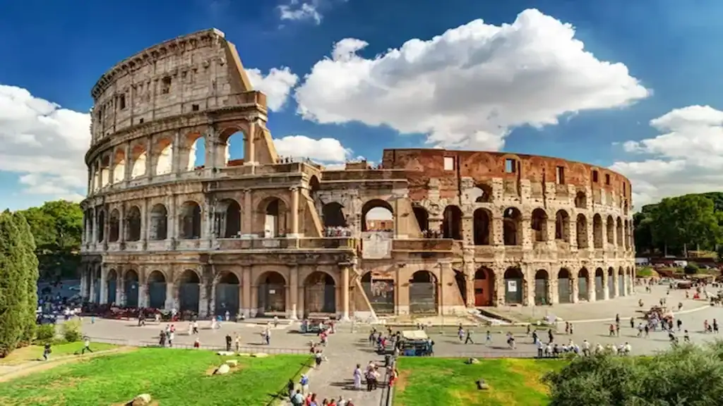 What is Rome famous for, Colosseum