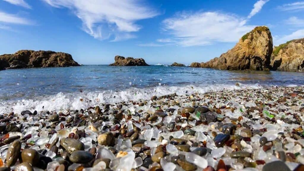 Mendocino California attractions, Glass beach Fort Bragg
