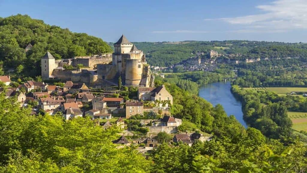 Prettiest places in France, Montfort Castle in the Dordogne