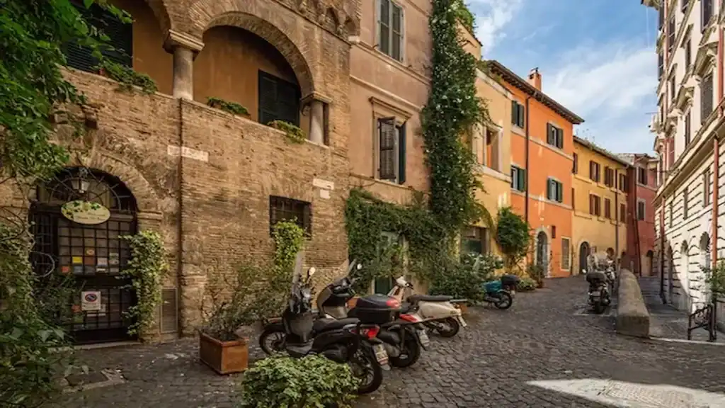 What is Rome famous for, Trastevere Neighborhood