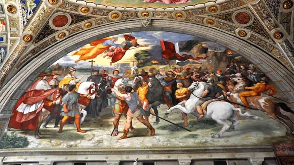 Ideal time to visit Italy, Vatican Museum art