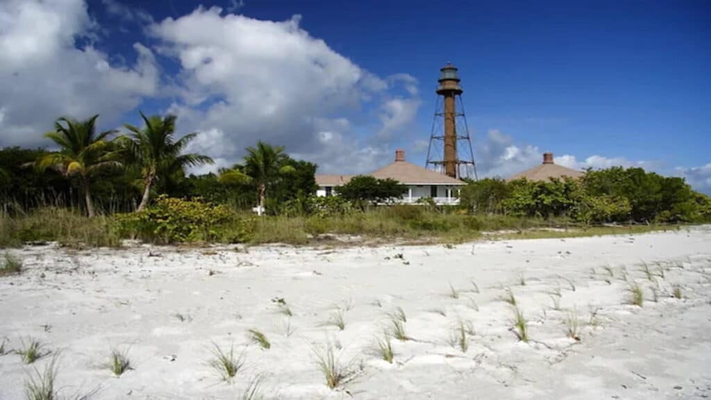 Popular places in Florida, Sanibel Island