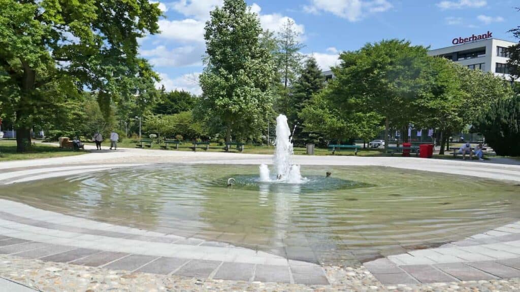 Linz Austria tourist attractions, Donaupark