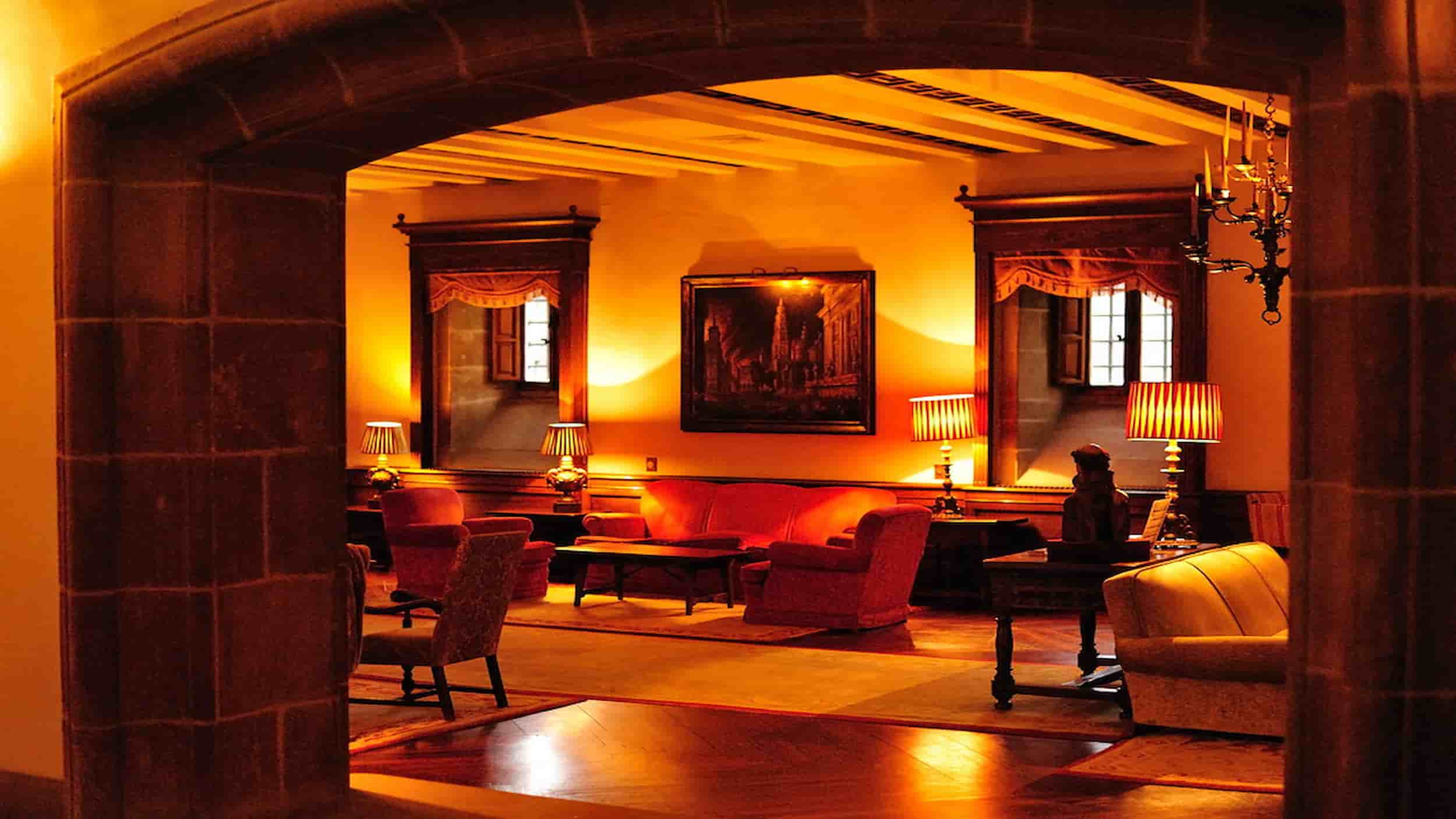 Spanish parador hotels, Parador Santiago