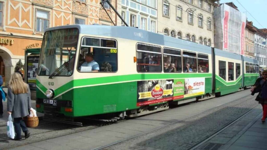 Attractions in Graz Austria, Graz tram