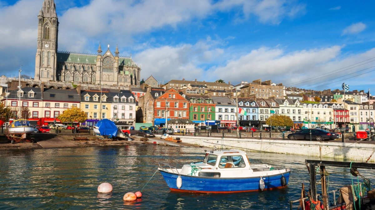 Attractions in Cork City, boat in harbour