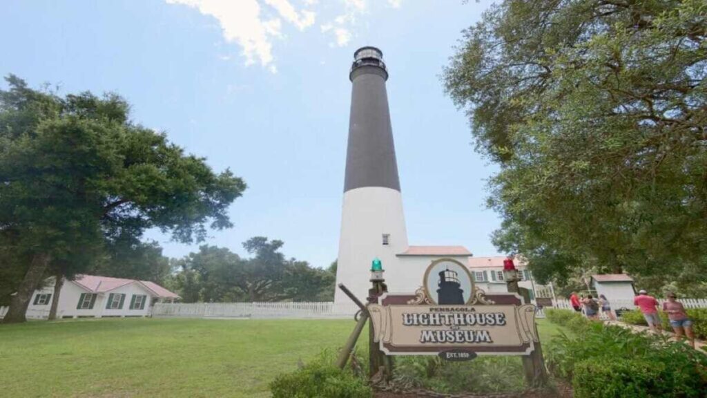 Attractions in Pensacola Florida , lighthouse museum