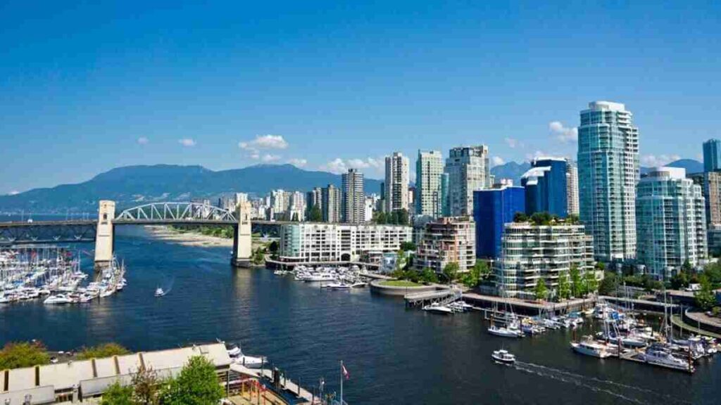 Great-places-in-Canada-to-visit-Vancouver-British-Columbia