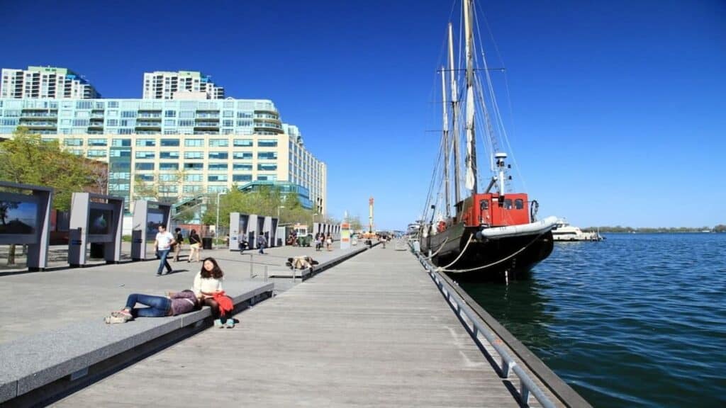 Sightseeing places in Toronto, harbourfront