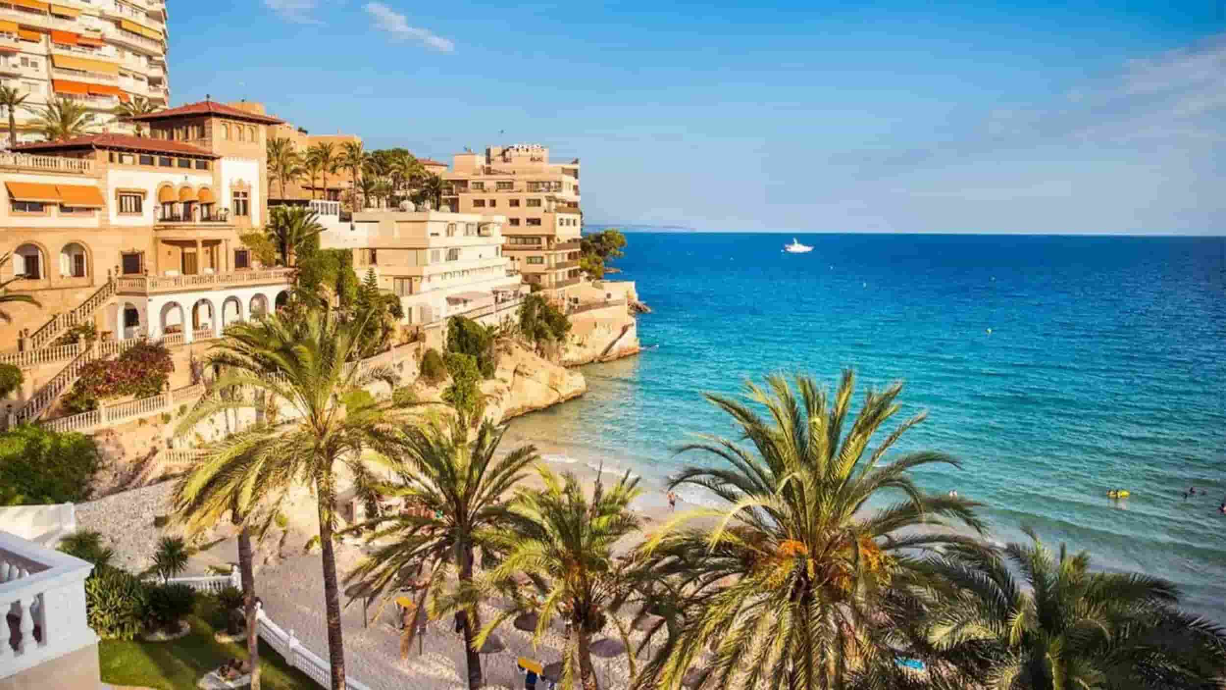 Best resorts in Majorca, Cala Mayor
