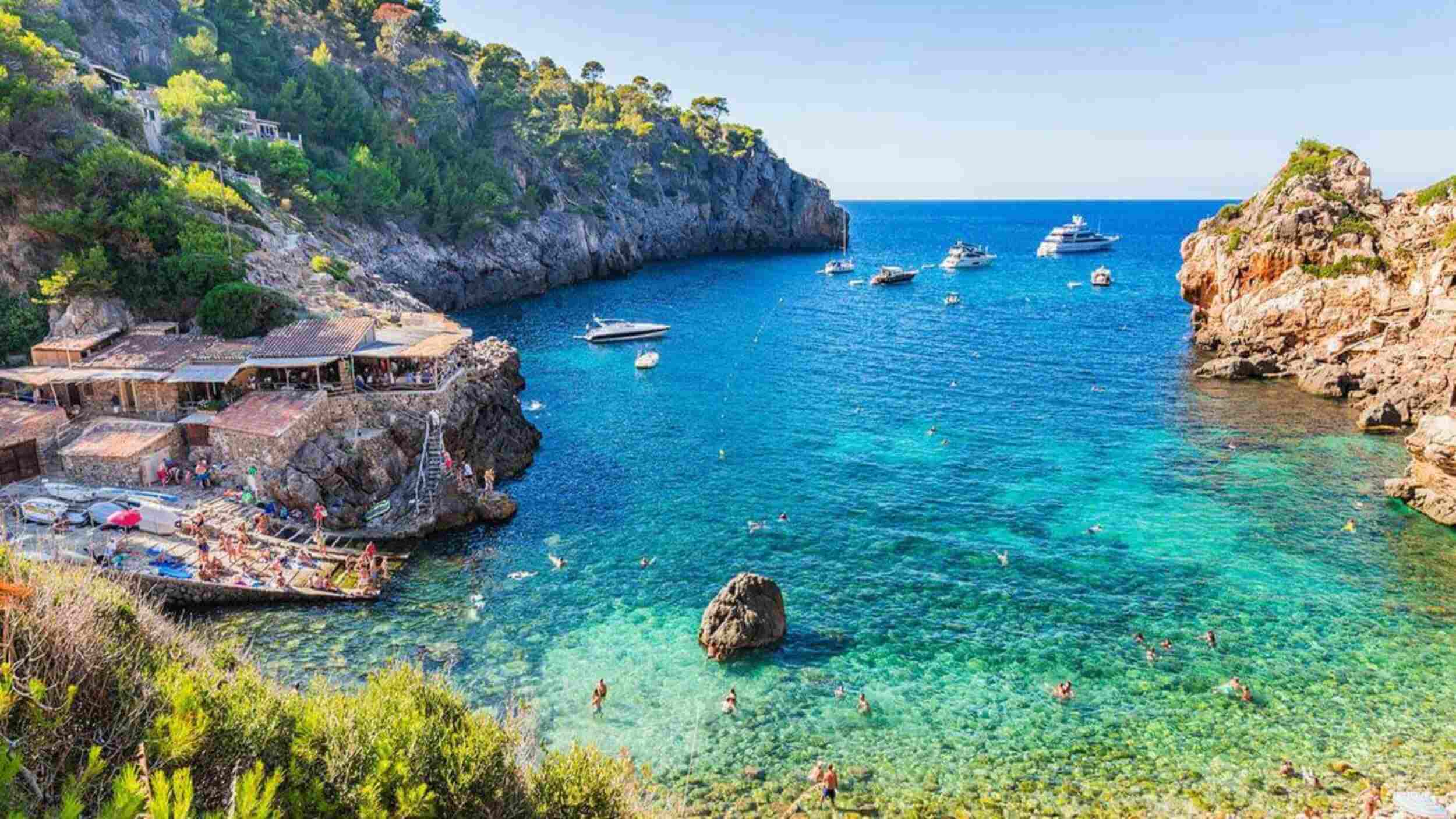 Best beaches in Mallorca Spain, Cala Deia