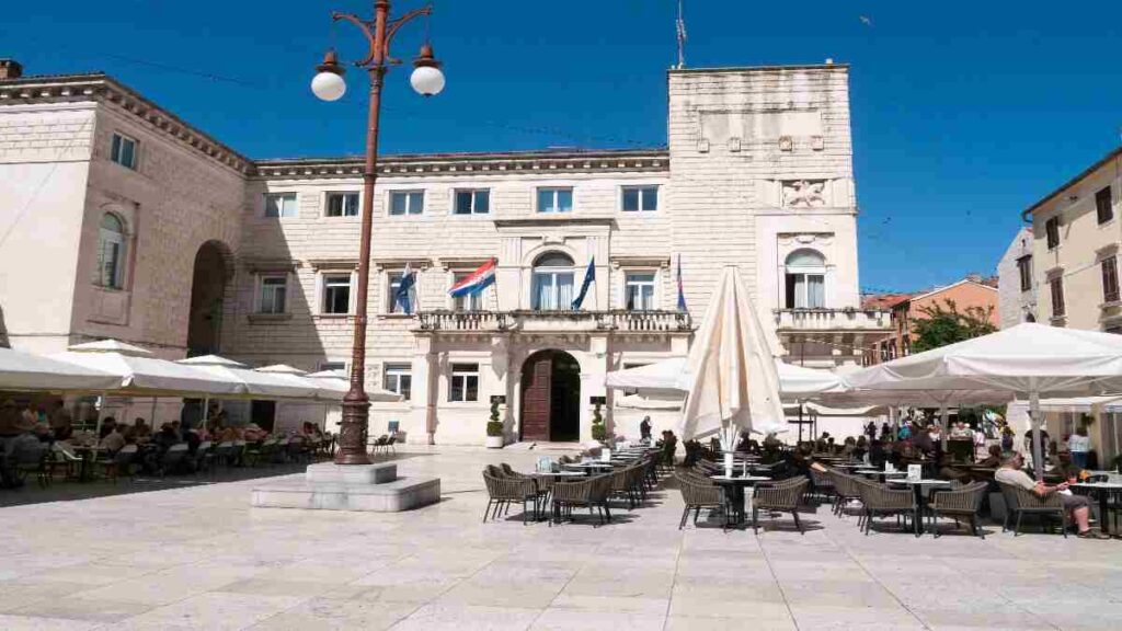 Plan a trip to Croatia, old town Zadar