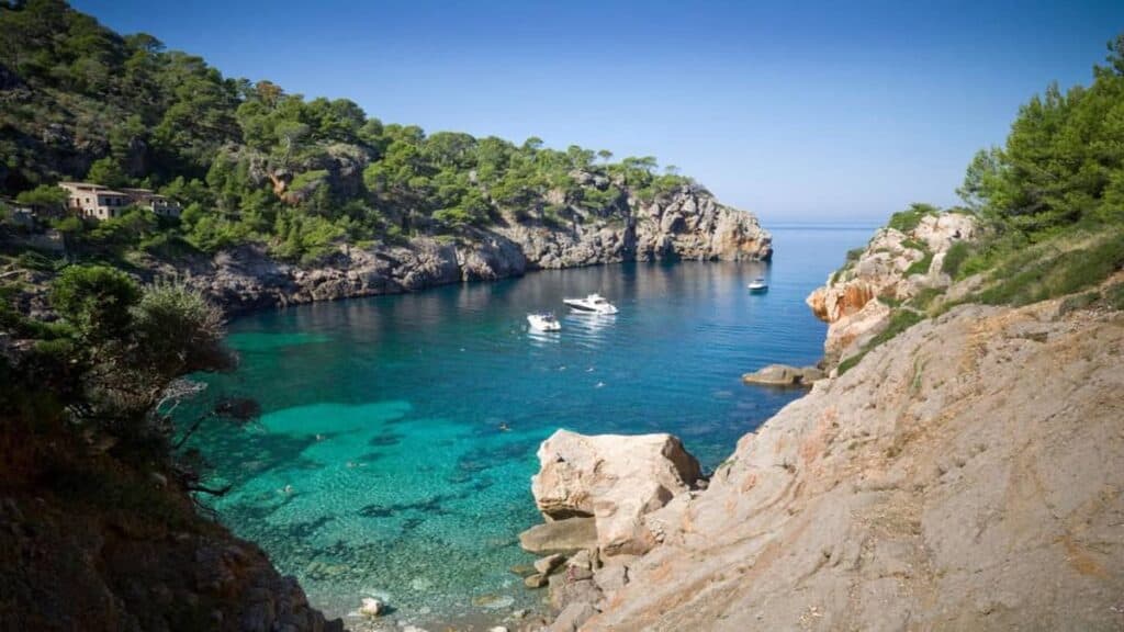 Best resorts in Majorca, Cala de Deia