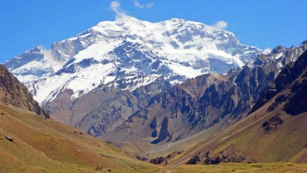Fun Facts About Argentina, Aconcagua Mountains