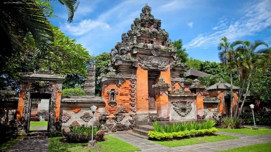 Must see places in Bali Indonesia, Denpasar Bali museum