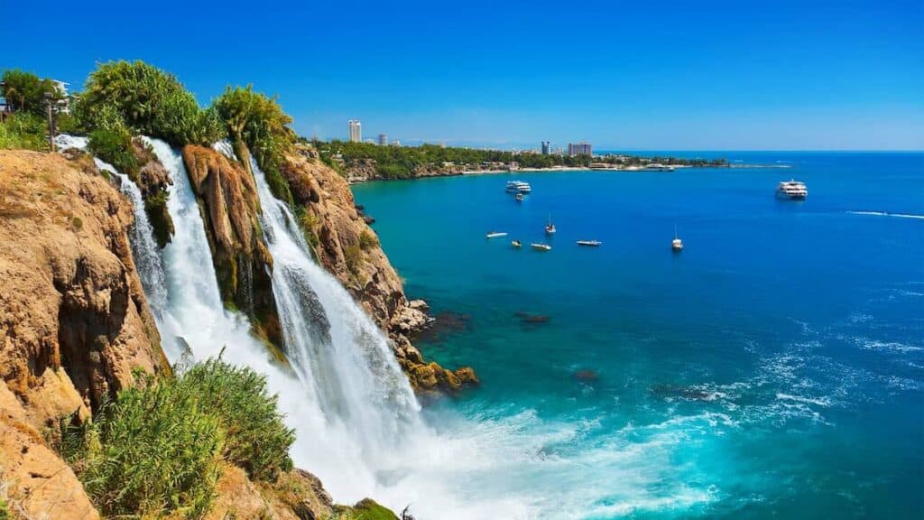 Best resort in Turkey, Dรผden Waterfalls