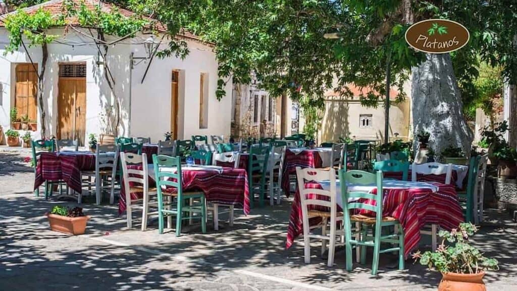 Best place to visit in Crete, Platanos taverna