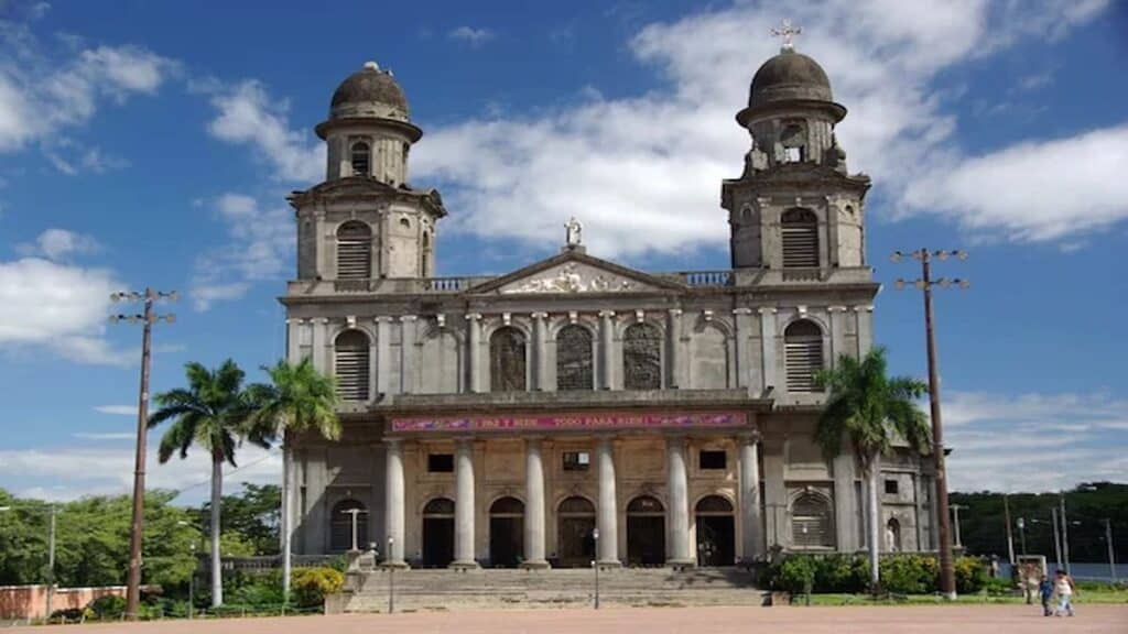 Cities in Nicaragua, cathedral in Managua