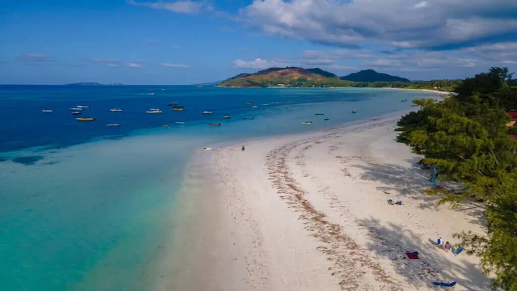 Praslin Island Seychelles, Anse Volbert Beach