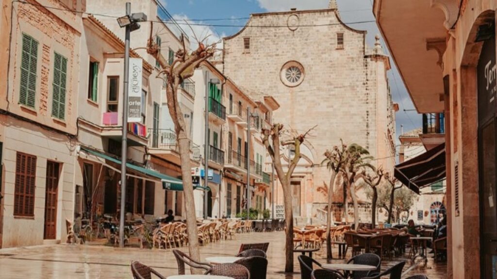Best areas to stay in Mallorca, Santanyi