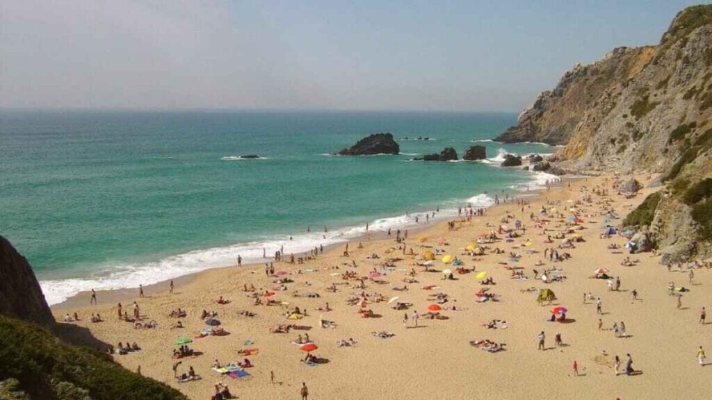 Best beaches near Lisbon, Praia da Adraga