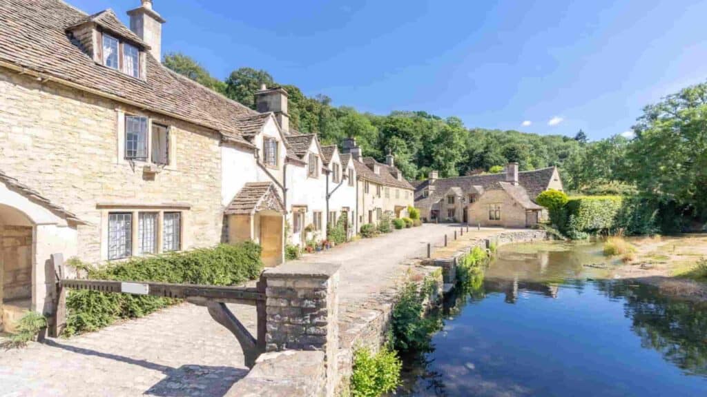 Castle Combe Wiltshire, stream
