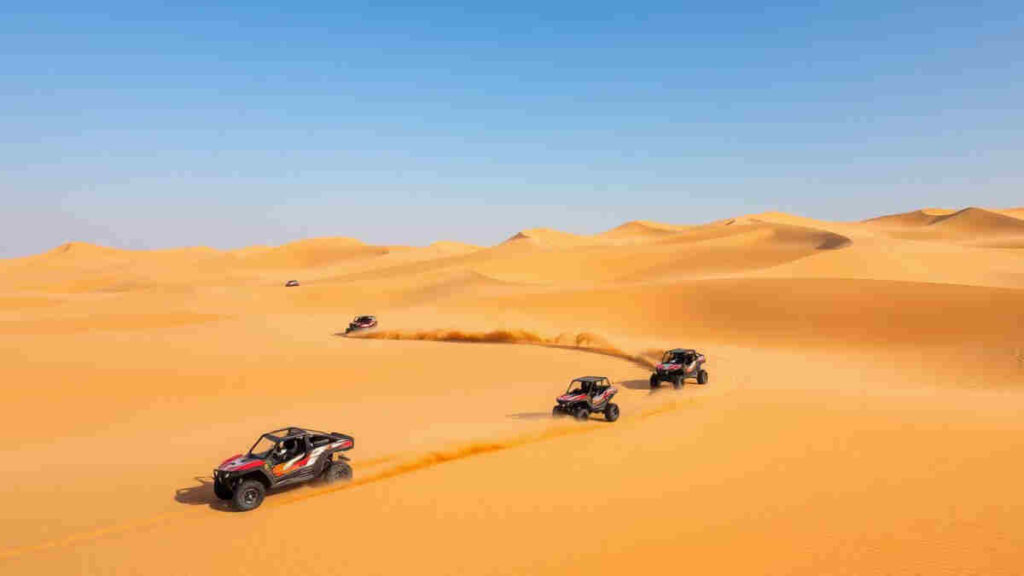 Dune bashing in Dubai, desert ride