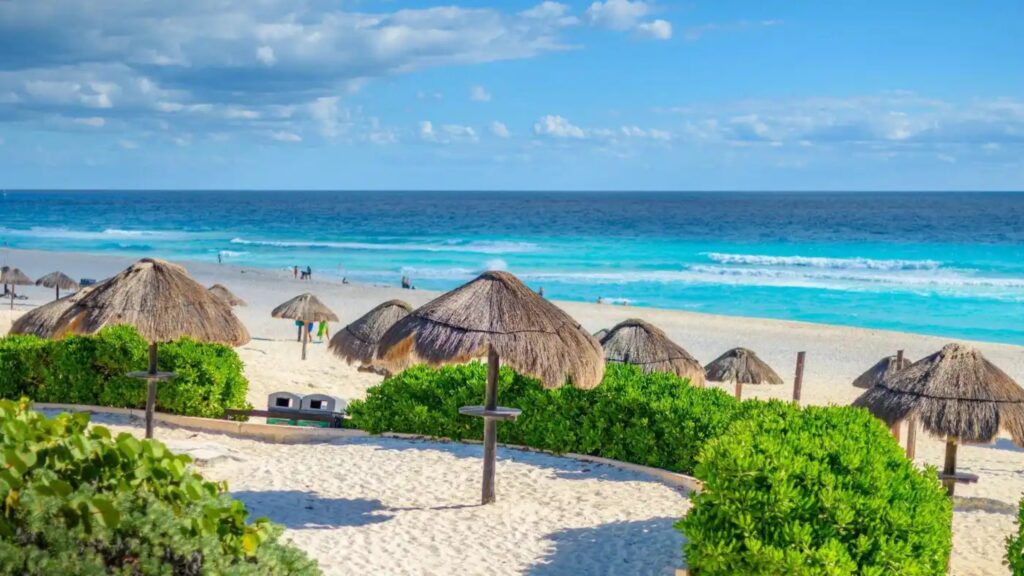 Is Cancun Mexico Safe, beach Safety