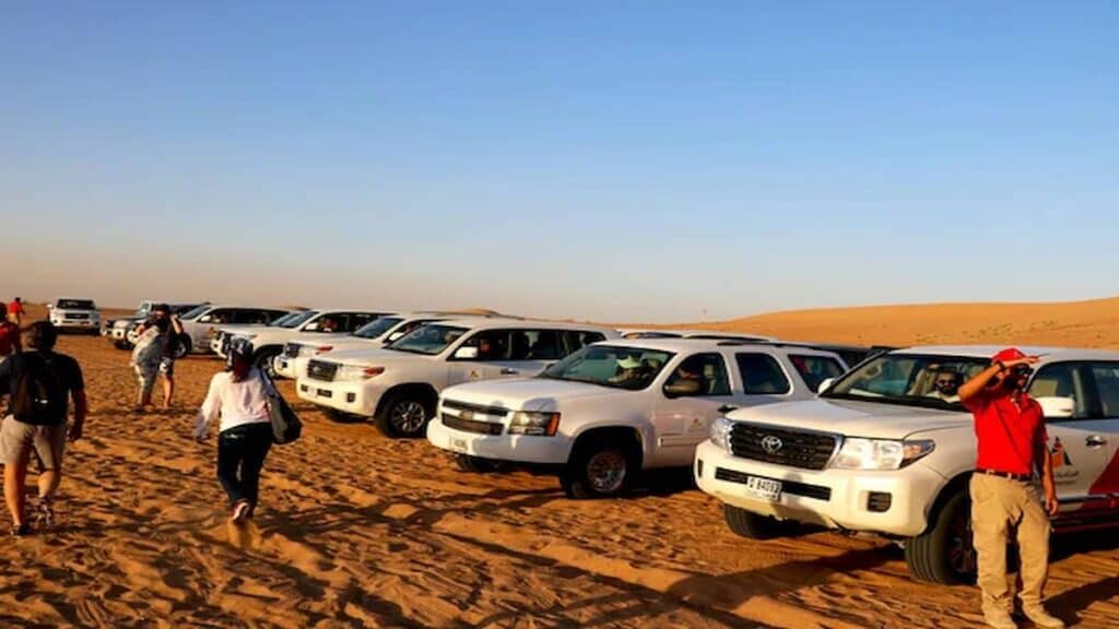 Dune bashing in Dubai, Jeep tour