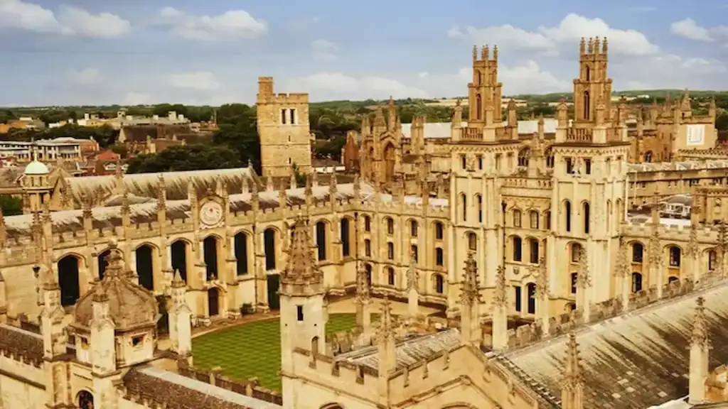 Traveling alone to London, Oxford university
