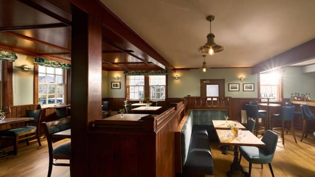 Highlands Scotland road trip, Plockton Inn