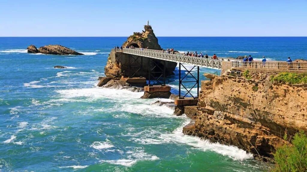Things to do in Biarritz, Rocher de la Vierge bridge